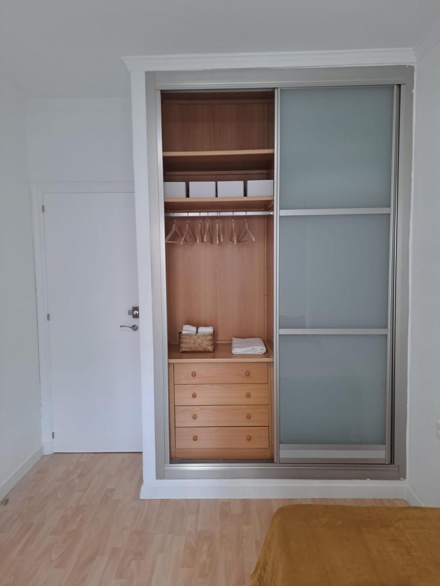 Apartamento Compartido Hab Privadas Playa De La Caleta Cádiz Exteriör bild