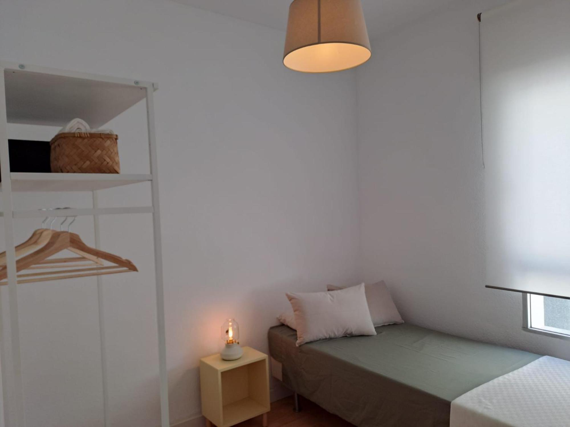 Apartamento Compartido Hab Privadas Playa De La Caleta Cádiz Exteriör bild