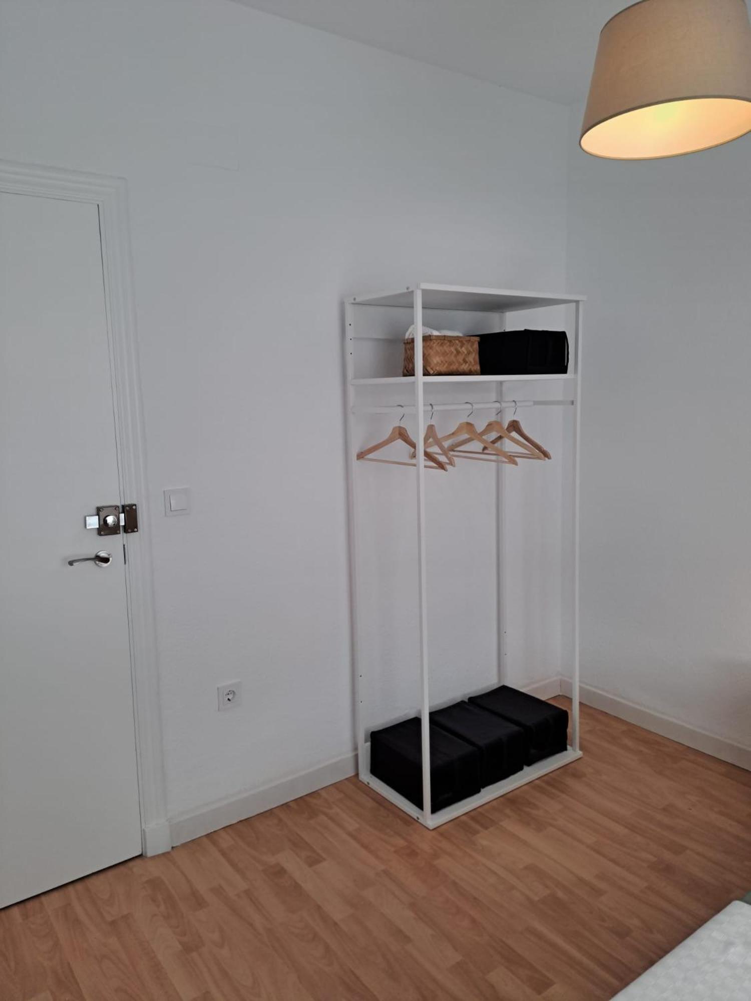 Apartamento Compartido Hab Privadas Playa De La Caleta Cádiz Exteriör bild