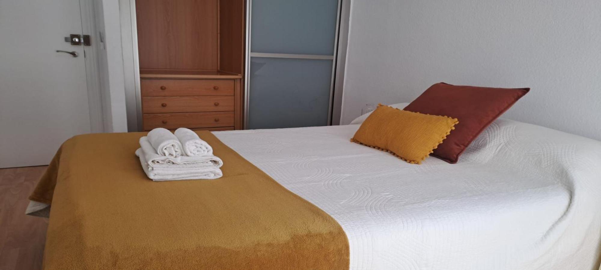 Apartamento Compartido Hab Privadas Playa De La Caleta Cádiz Exteriör bild